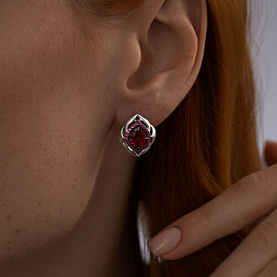 Серьги SOKOLOV - Серебро 925, Синтетический рубин, Фианит (арт. 84020029)