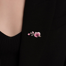 Брошь SOKOLOV - Серебро 925, Синтетический рубин, Фианит, Эмаль (арт. 94040325)