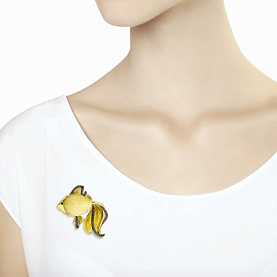 Брошь SOKOLOV - Серебро 925, Фианит, Янтарь пресс. (арт. 83040021)