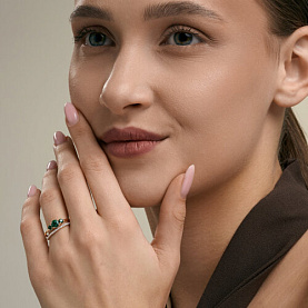 Кольцо SOKOLOV - Золото 585, Синтетический изумруд, Фианит (арт. 717372)